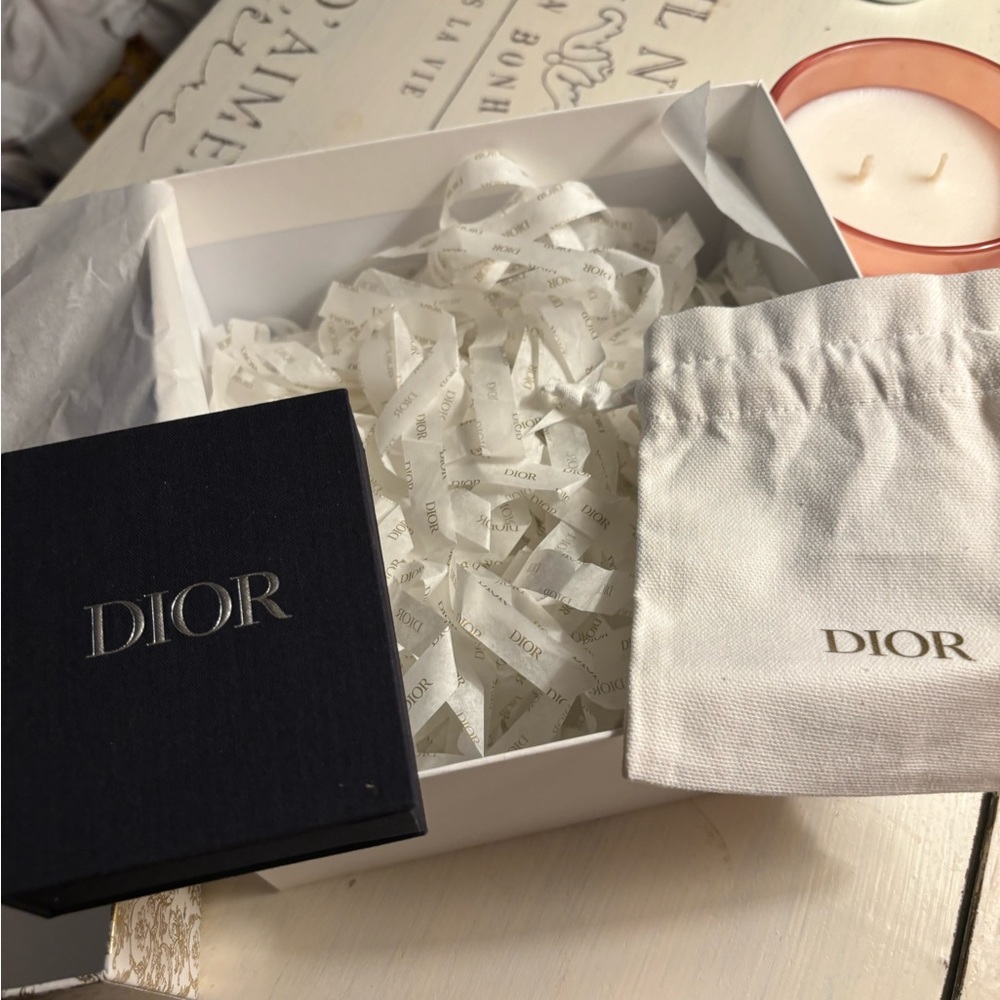 Holiday 2023 Dior medium gift box with two free gifts!